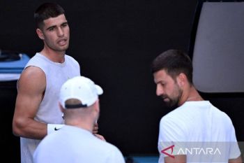 Alcaraz raih kemenangan dominan untuk melaju di Australian Open