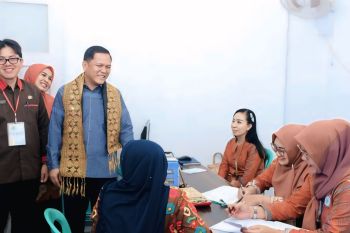 Kegiatan pengobatan dan KB gratis sasar hingga peloksok OKU Selatan