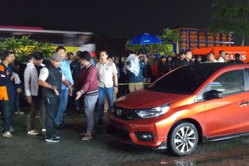 Keluarga korban hadir dalam rekonstruksi penembakan di Tol Tangerang