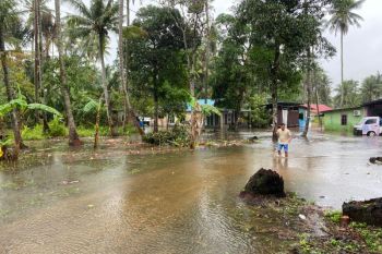 DBMSDA Batam siagakan personel di lokasi rawan antisipasi banjir rob