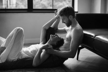 Doa saat berhubungan suami istri dalam Islam