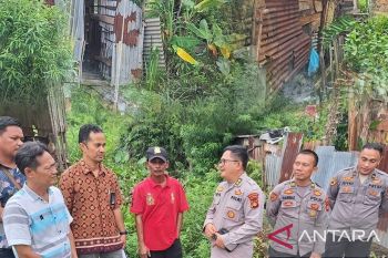 Bedah rumah dari Polrestabes Palembang sisir rutilahu di pinggiran kota