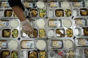 Indonesia to spend $1.47 bln per month on free meals from September