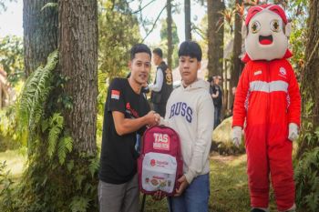 JogjaKita gelar aksi sosial bagikan tas Merah Putih untuk anak yatim