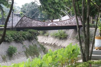 Revitalisasi Taman Hijau Kediri