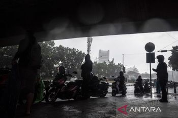 Seluruh Jakarta pada Minggu diguyur hujan dari pagi hingga sore