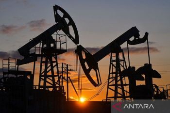 Amerika pertimbangkan cabut sanksi minyak Rusia