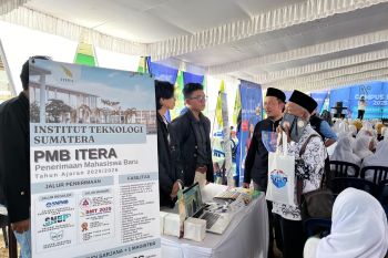 Tim PMB Itera sosialisasi Penerimaan Mahasiswa Baru di Campus Expo SMAN 1 Sukadana