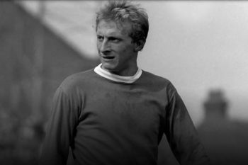Legenda Manchester United Denis Law  wafat