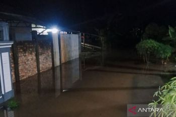 BPBD Muara Enim imbau  masyarakat waspadai banjir dan longsor