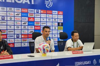 Sebanyak 28 ribu suporter Persija di JIS serasa 50 ribu orang
