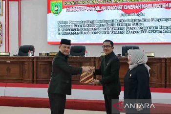 Pemkab sampaikan dua raperda ke DPRD Barito Selatan
