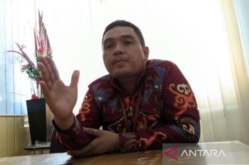 Disdik Palangka Raya minta orang tua batasi anak bermain handphone