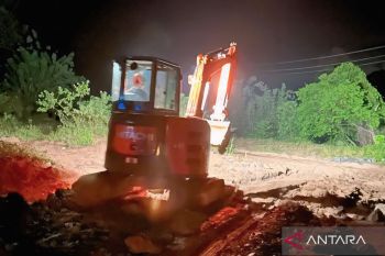 BPBD OKU Selatan atasi longsor di  dua titik jalan desa