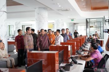 Pj Gubernur Bali tinjau mal pelayanan publik Gianyar