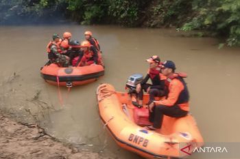 Tim SAR lakukan pencarian korban  tenggelam di Sungai Niru Muara Enim