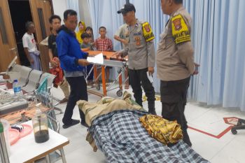 Dua pengendara sepeda motor di Lombok Timur tewas kecelakaan