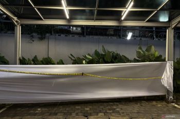 Pria tewas diduga lompat dari lantai 11 Mal PVJ Bandung