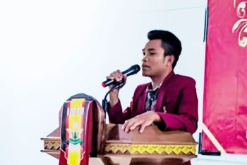 Birokrasi Dompu dalam belenggu kepentingan, saatnya bangkit dari keterpurukan