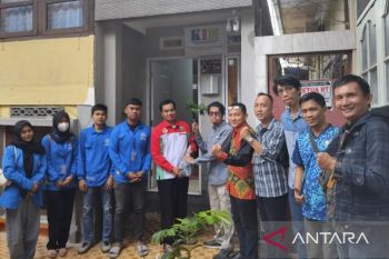 KIM Sumsel-JBI distribusikan bibit tanaman hijau untuk "urban farming"