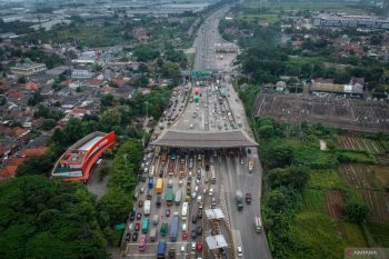 Puncak arus balik Imlek, 179 ribu kendaraan masuk Jabotabek
