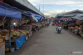 Pemkab Mimika komitmen jaga stabilitas harga bahan pokok
