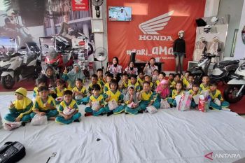 Honda Babel gelar lomba mewarnai bersama TK Tunas Bangsa