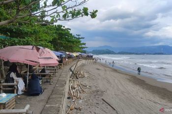 Hendak berwisata ke Palabuhanratu, 4 orang tewas akibat kecelakaan