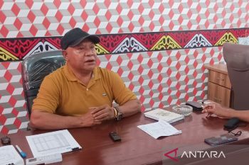 Disdukcapil Biak sediakan 6.000 keping blanko KTP elektronik layani warga