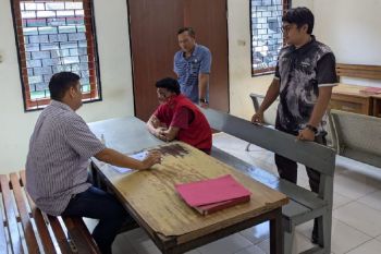 Polresta serahkan pemilik 1.410 butir pil koplo ke Kejari Jayapura