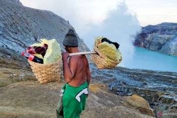 Pengelola TWA Kawah Ijen mulai terapkan pembayaran tiket nontunai