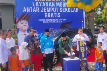 Anak sekolah di Siak, kini bisa gunakan layanan bis gratis