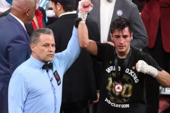 Laga ulang Arthur-Bivol lebih dari sekedar perebutan gelar