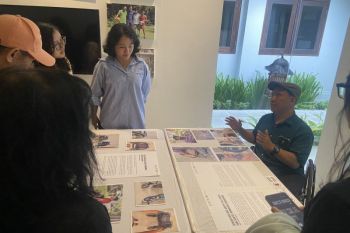 Disabilitas di Bali pamerkan foto alat bantu adaptif