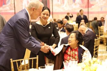 Megawati, Al Gore dan Menlu Vatikan satu meja di World Leaders Summit