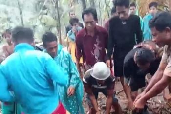 Seorang warga terseret banjir bandang di Bima ditemukan tewas