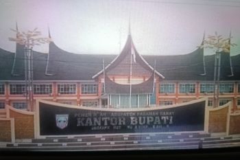 PT Agrowiratama Pasaman Barat beroperasi tanpa adanya HGU dan izin lingkungan di lahan Muaro Kiawai