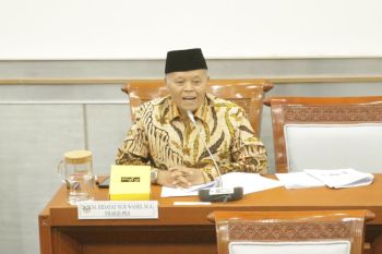 DPR mendorong koordinasi lintas komisi soal pembatasan internet anak