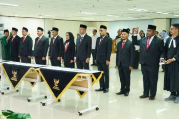 Konsolidasi percepat penyelesaian laporan masyarakat daerah