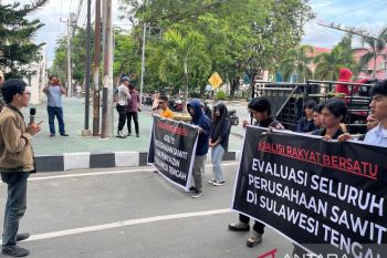 DPRD-Sulteng tindaklanjuti tuntutan massa evaluasi perusahaan sawit