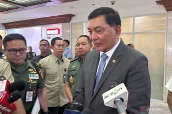 Menhan Sjafrie sebut ikut dan taat mengenai kebijakan efisiensi anggaran