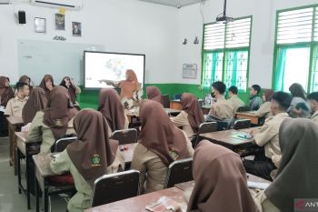 MAN 2 Palembang kirim tim ke  Kemendikt untuki tangani PDSS