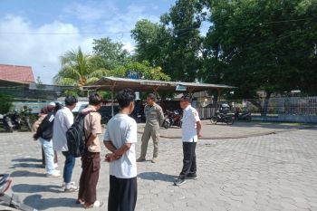 Bolos sekolah, Enam pelajar di Lombok Timur terjaring razia Satpol PP