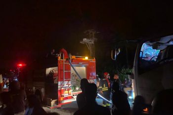 Gerak cepat padamkan kebakaran di Batui, DSLNG kerahkan tim tanggap darurat