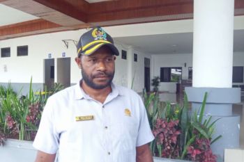 Anggota DPRK Mimika minta percepat pembangunan SPBU apung