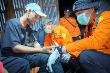 Tim SAR gabungan selamatkan enam pendaki di Gunung Soputan