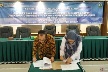 Kementerian PU serahkan bangunan senilai Rp21 miliar ke Unand
