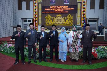 Pj Bupati Pringsewu hadiri rapat paripurna penetapan bupati dan wakil bupati terpilih