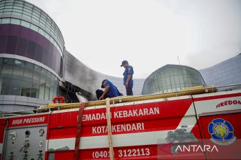 Operasional mall yang terbakar di Kendari ditutup sementara