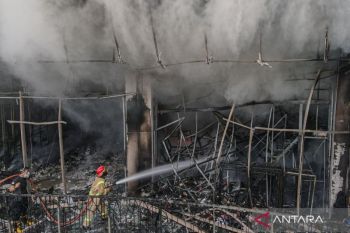 Kebakaran mal di Kendari